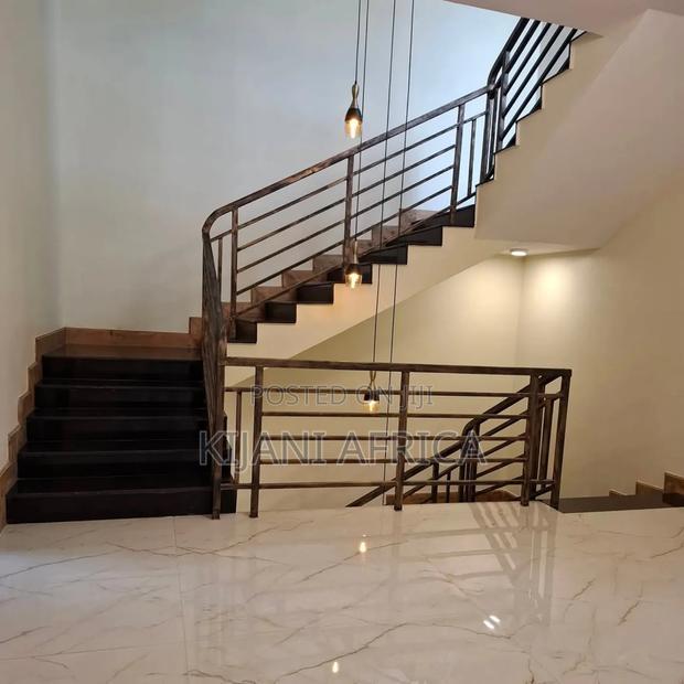 4bdrm Maisonette in Ruaka for sale