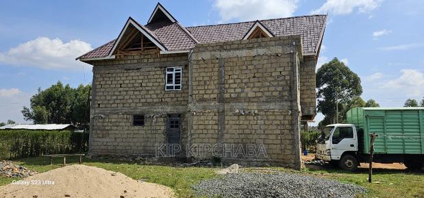 5bdrm Maisonette in Royalton, Racecourse for sale