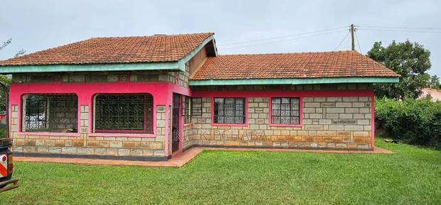 12bdrm House in Kimumu for sale
