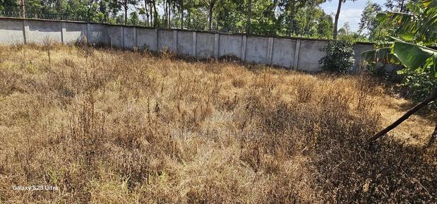 Commercial 1/4 Plot Perimetre Wall for Sale in Annex Eldoret