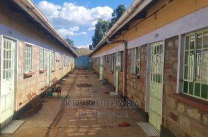 10bdrm Duplex in Kimumu for sale