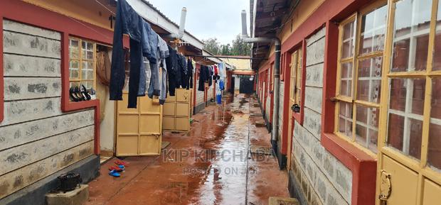 10bdrm Duplex in Kimumu for Sale