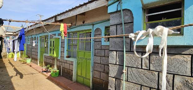 12bdrm Duplex in Kimumu for sale