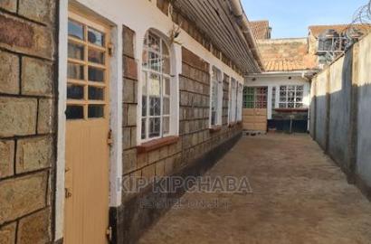 5bdrm Bungalow in Kapsoya for sale