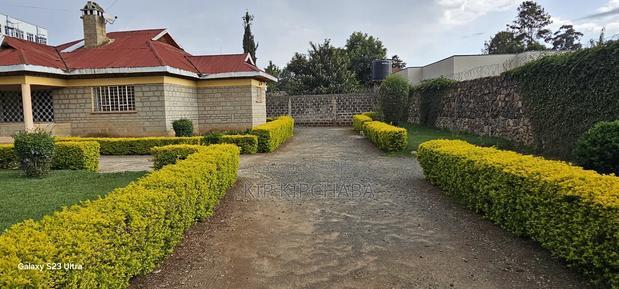 4bdrm Bungalow in Elgonview for sale