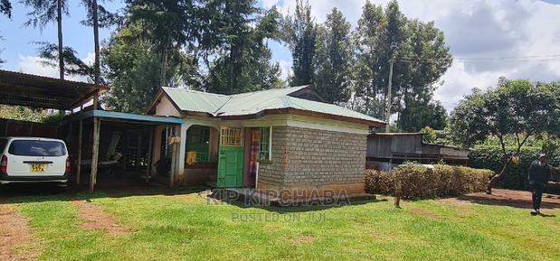 5bdrm Bungalow in Kapseret for sale