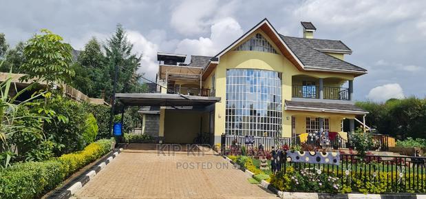 6bdrm Maisonette in Hillside for sale