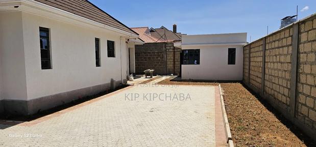 3bdrm Bungalow in Blossom, Elgon View for sale
