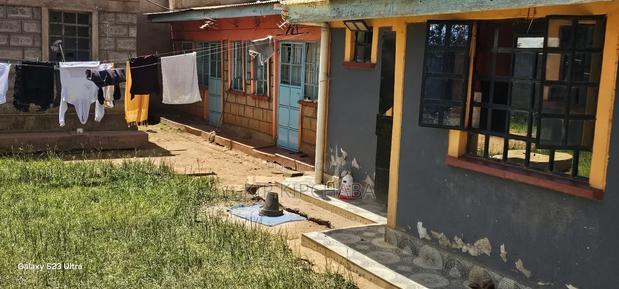 10bdrm Duplex in Kimumu for sale