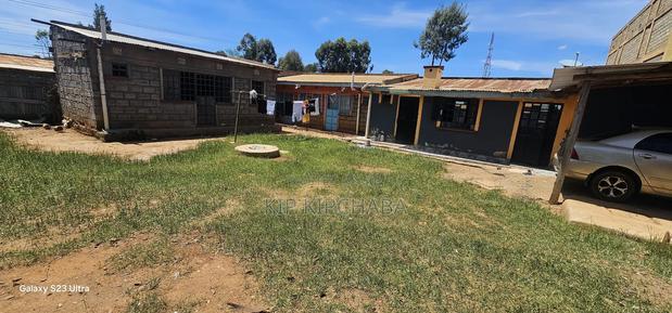 10bdrm Duplex in Kimumu for sale