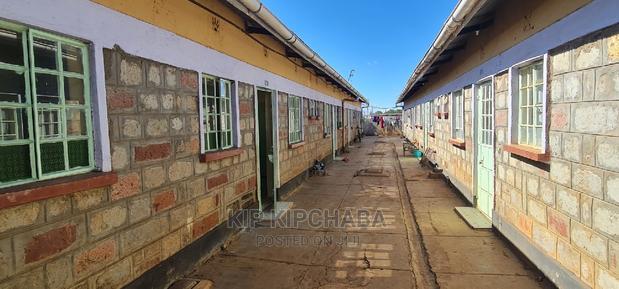 10bdrm Duplex in Kimumu for sale