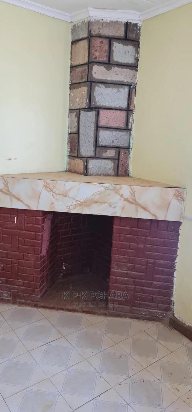 5bdrm Bungalow in Kapsoya for Sale