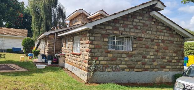 8bdrm Bungalow in Pioneer for sale
