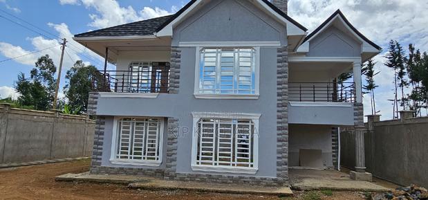5bdrm Maisonette in Chepkanga Eldoret, Kimumu for sale