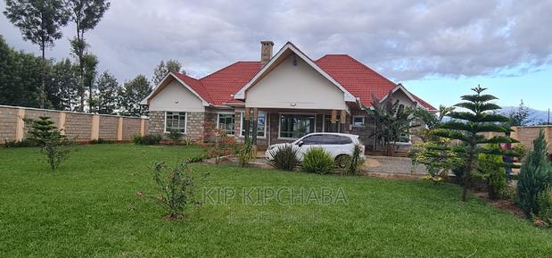 5bdrm Bungalow in Elgonview for sale