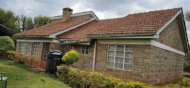 3bdrm Bungalow in Kimorning, Illula for sale