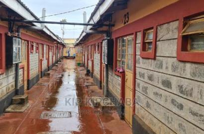 10bdrm Duplex in Kimumu for Sale