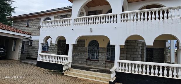 5bdrm Mansion in Elgonview for sale