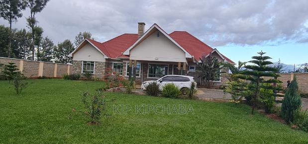 5bdrm Bungalow in Elgonview for sale