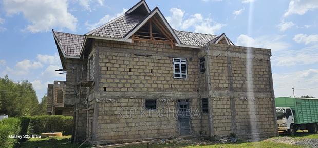 5bdrm Maisonette in Royalton, Racecourse for sale