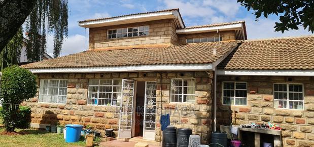 8bdrm Bungalow in Pioneer for sale