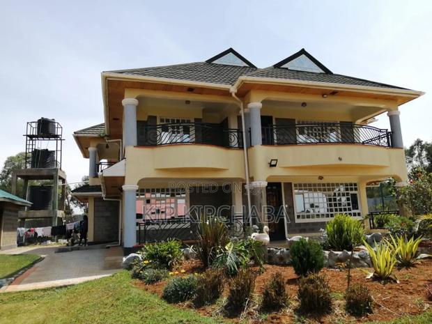 4bdrm Mansion in Kuinet for sale