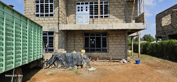 5bdrm Maisonette in Royalton, Racecourse for sale
