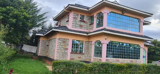 5bdrm Maisonette in Annex Estate, Racecourse for sale