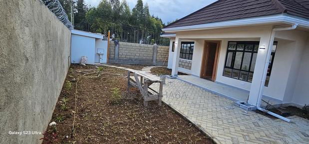 3bdrm Bungalow in Elgonview for sale