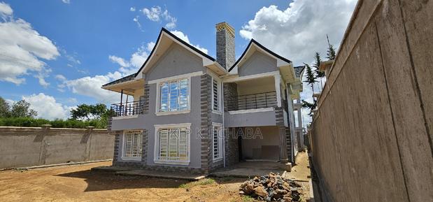 5bdrm Maisonette in Chepkanga Eldoret, Kimumu for sale