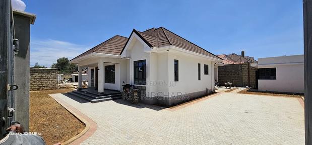 3bdrm Bungalow in Blossom, Elgon View for sale