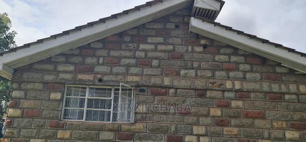 8bdrm Bungalow in Pioneer for sale