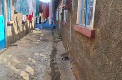10bdrm Duplex in Mwanzo, West Indies for Sale