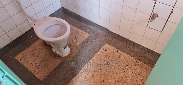5bdrm Bungalow in Kapsoya for Sale