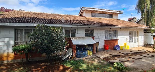 8bdrm Bungalow in Pioneer for sale