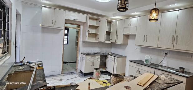 3bdrm Bungalow in Elgonview for sale
