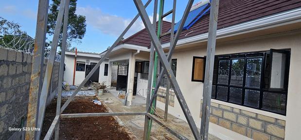 3bdrm Bungalow in Elgonview for sale