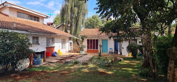8bdrm Bungalow in Pioneer for sale