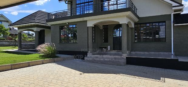 6bdrm Maisonette in Elgonview for sale