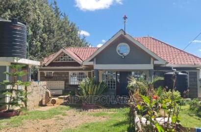 1bdrm Bungalow in Sogomo, Kuinet for Sale