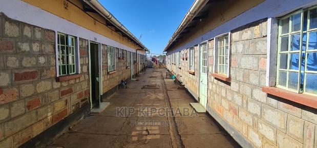 10bdrm Duplex in Kimumu for sale