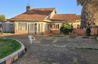 4bdrm Bungalow in Kimumu for sale