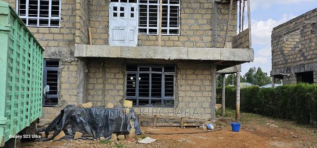 5bdrm Maisonette in Royalton, Racecourse for sale