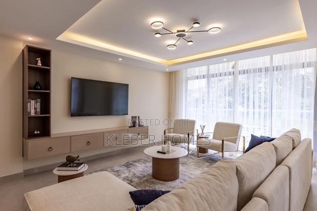 4bdrm Apartment in General Mathenge, Westlands for sale