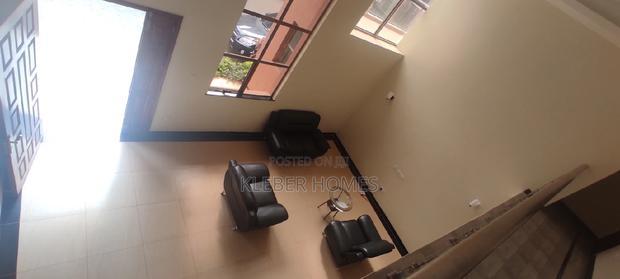 5bdrm Villa in Lavington for sale