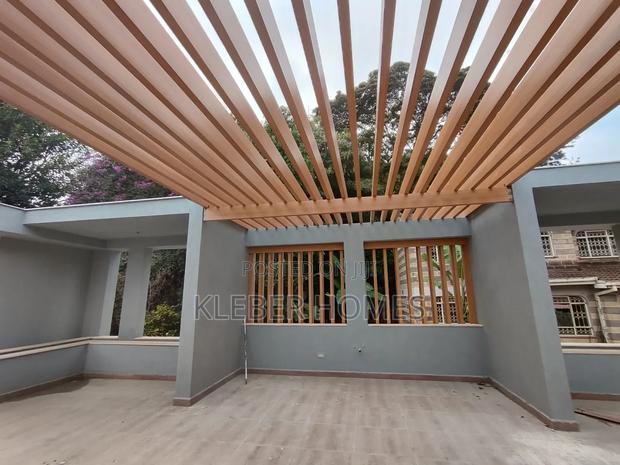 5bdrm Villa in Lavington for sale