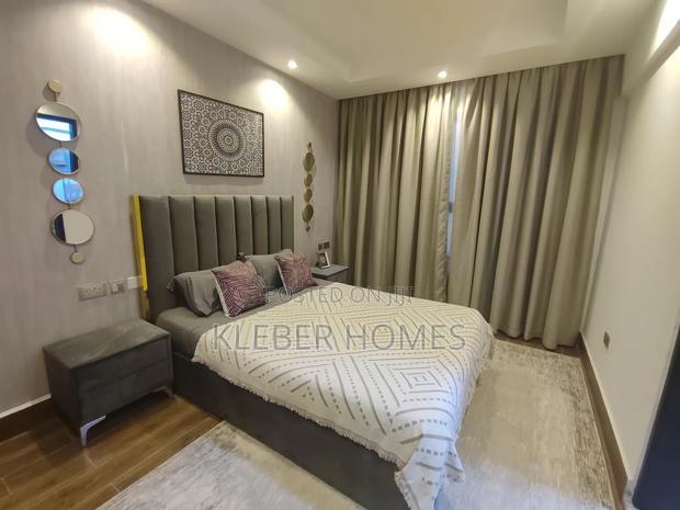 3bdrm Apartment in Parklands for sale