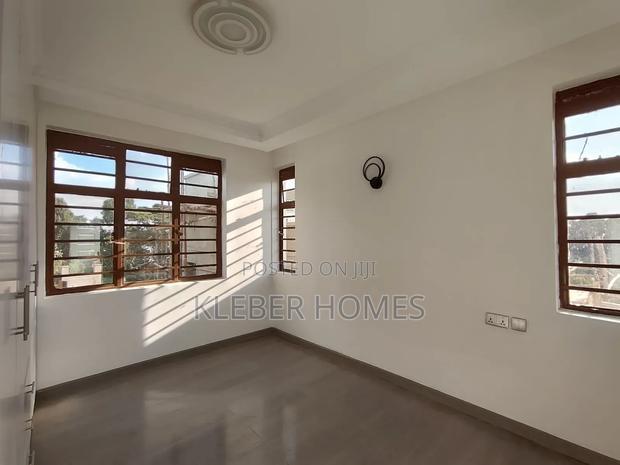 4bdrm Townhouse/Terrace in Ondiri, Kikuyu for sale