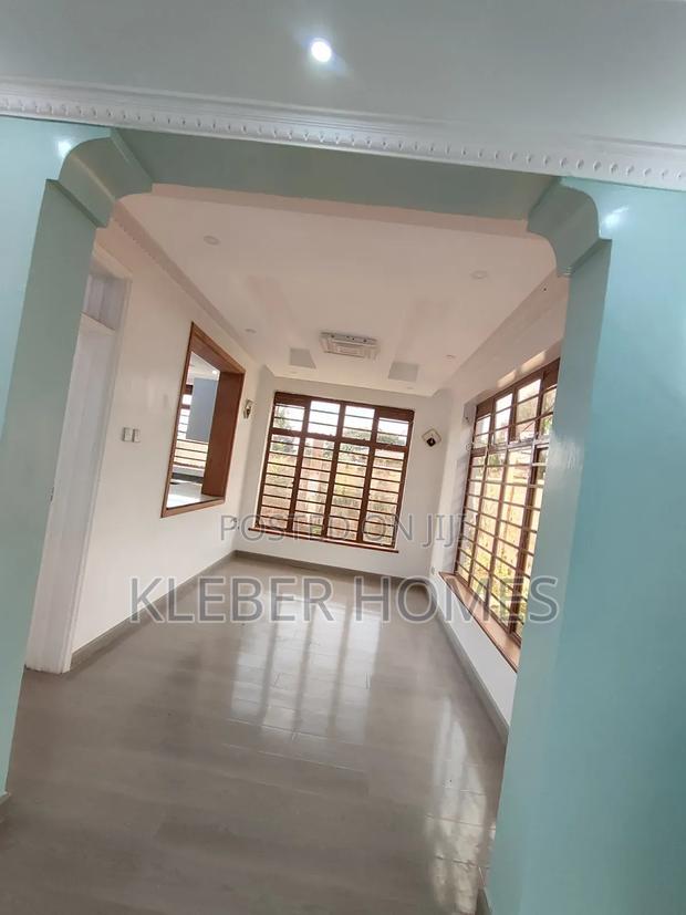 4bdrm Townhouse/Terrace in Ondiri, Kikuyu for sale