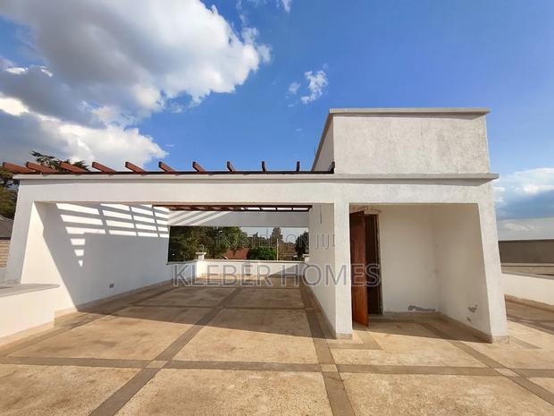 4bdrm Townhouse/Terrace in Ondiri, Kikuyu for sale